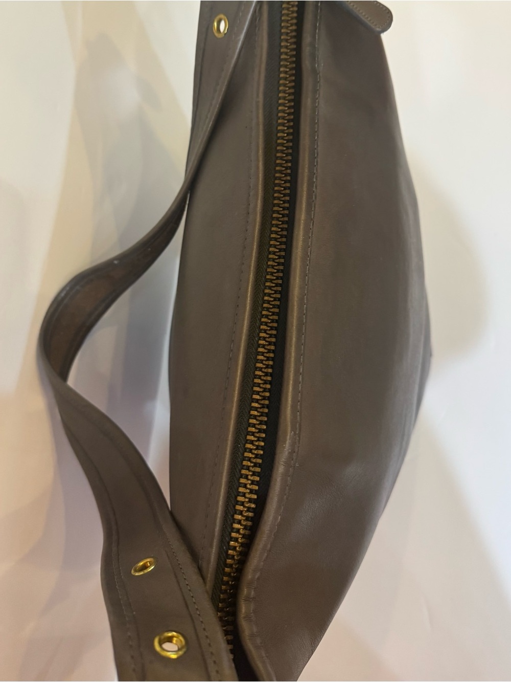 Coach Vintage XL Duffle - Picture 3 of 8